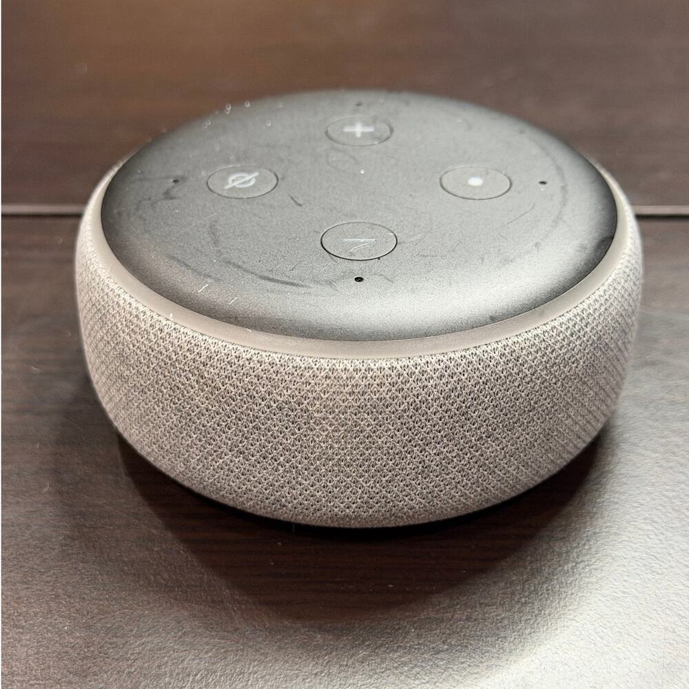 Amazon Echo Dot 3rd Gen Smart Speaker D9N29T Tested Deregistered Heather Gray